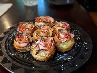 Apple Tart roses-1